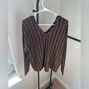 NWT Chaser Long Sleeve Bronze and Black Long Sleeve Top Size Large